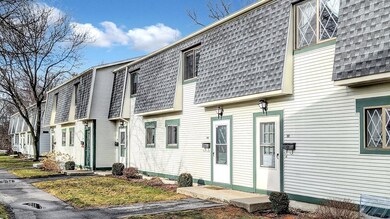 170 E Hadley Rd unit 100, Amherst, MA 01002 - photo 2