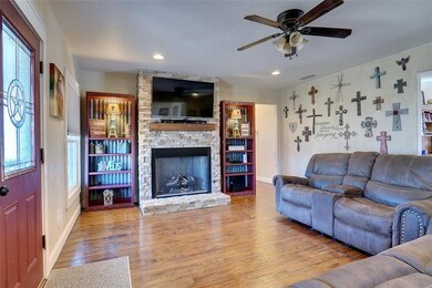 11124 S Fm 730, Azle, TX 76020 - photo 4