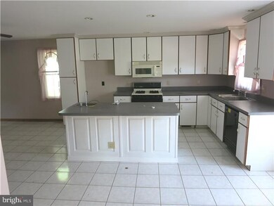 614 Harrison Ave, Magnolia, NJ 08049 - photo 4