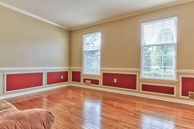 130 Quail Run Ct, Freehold, NJ 07728 - photo 3