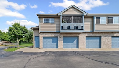 2404 Windward Blvd unit 202, Champaign, IL 61821 - photo 2