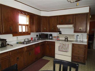 5 Victory Ave, Biddeford, ME 04005 - photo 3