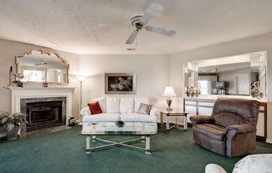 Living Room (B)