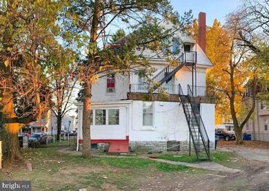 445 W Oley St, Reading, PA 19601 - photo 3