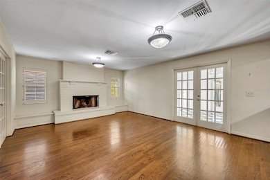 1515 Orangewood Ave, Orlando, FL 32806 - photo 6