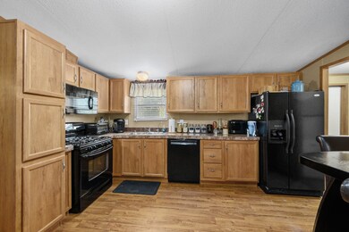 21626 County Road 37492, Cleveland, TX 77327 - photo 7