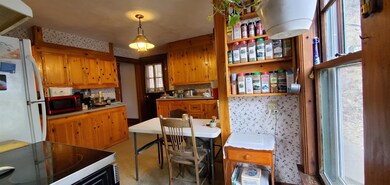 240 High St, Saint Johnsbury, VT 05819 - photo 5