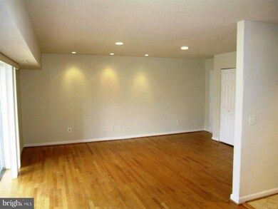 7815 Enola St unit 102, McLean, VA 22102 - photo 7