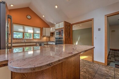 29 Tobin Ln, Bristol, RI 02809 - photo 5