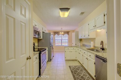 Updated Eat-In Kitchen