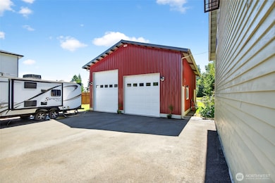 1333 W Smith Rd, Ferndale, WA 98248 - photo 4