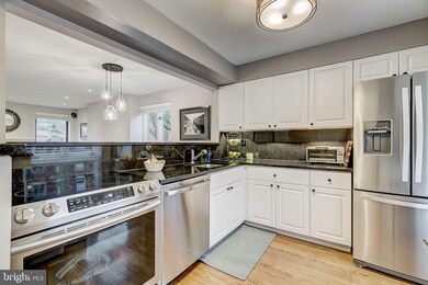 517 S Hanover St, Baltimore, MD 21201 - photo 5