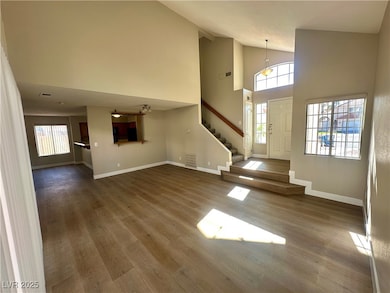 9900 Meandering Creek Ct, Las Vegas, NV 89117 - photo 4