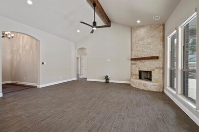 1039 Alex Dr, Springtown, TX 76082 - photo 5