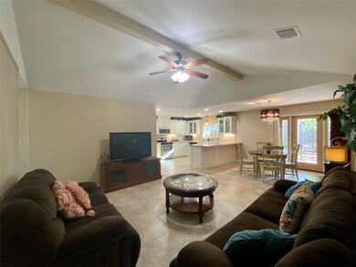 128 Lower Colorado Dr, Bay City, TX 77414 - photo 5