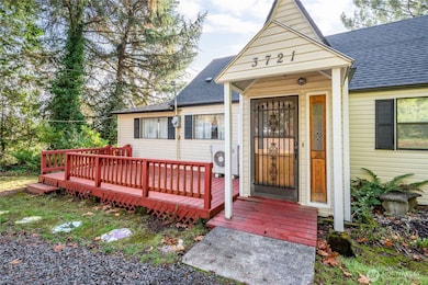 3721 Columbia Heights Rd, Longview, WA 98632 - photo 4