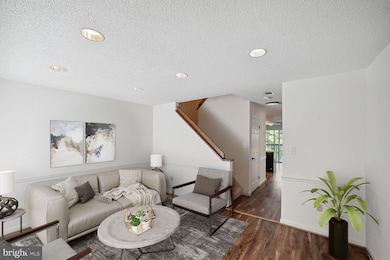 18106 Windsor Hill Dr, Olney, MD 20832 - photo 2