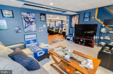 10 Monroe St, Reading, PA 19605 - photo 5