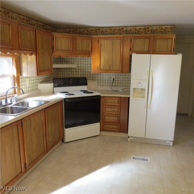 9115 Bane Rd NE unit 7, Kensington, OH 44427 - photo 7