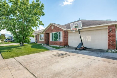 11026 Golden Fern Ct, Houston, TX 77075 - photo 2