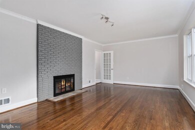 1211 Van Buren Dr, Fort Washington, MD 20744 - photo 5