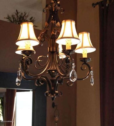 Dining Room -Light Fixture