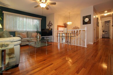 13 Crescent Place, Hazlet, NJ 07730 - photo 3