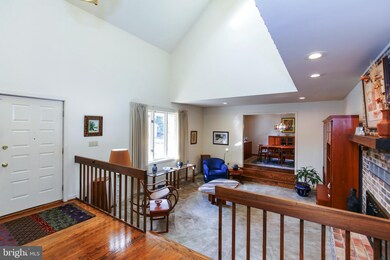 33 Hayloft Cir, Wilmington, DE 19808 - photo 2