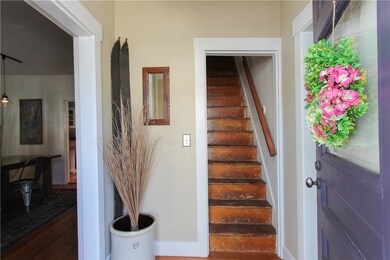 26 3rd St, Newport, RI 02840 - photo 4