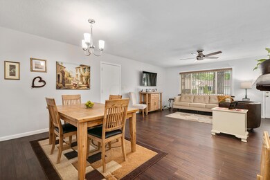 Dining area wide