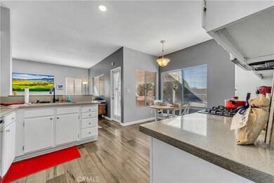 37051 Alder St, Palmdale, CA 93552 - photo 5