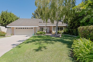 1998 Morning View Ct, Thousand Oaks, CA 91362 - photo 2