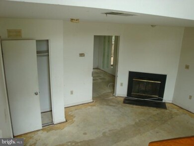 14739 London Ln, Bowie, MD 20715 - photo 2