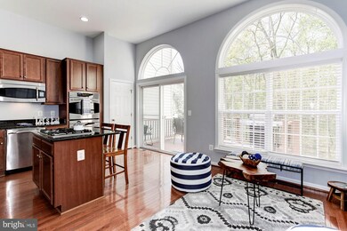 2207 Vantage Dr, Woodbridge, VA 22191 - photo 7