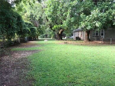 801 NW 7th St, Bentonville, AR 72712 - photo 2