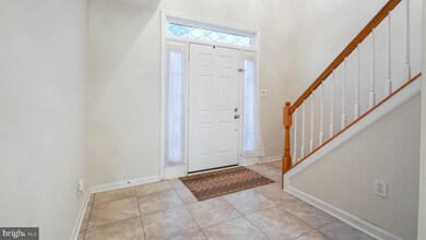 13041 Woodcutter Cir, Germantown, MD 20876 - photo 2