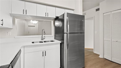 8407 Bernwood Cove Loop unit 501, Fort Myers, FL 33966 - photo 6