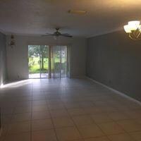 1430 SW 25th Way Unit B-large-005-2-Exte