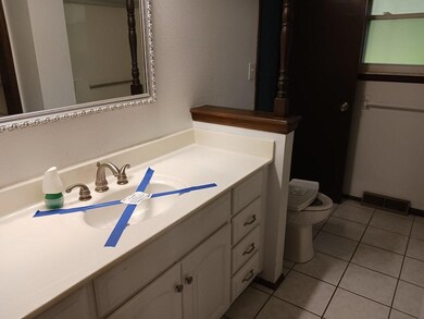 2912 Iva Dr, Independence, MO 64057 - photo 7