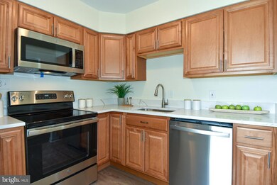 17820 Buehler Rd unit 177, Olney, MD 20832 - photo 2