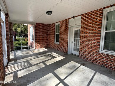 24661 Spring Hill Rd