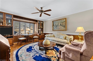 Huge family room/den!