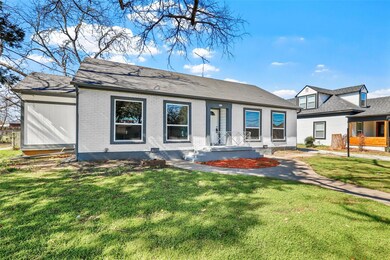 311 SW 3rd St, Grand Prairie, TX 75051 - photo 3