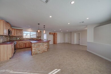 1044 E Linda Ave-4