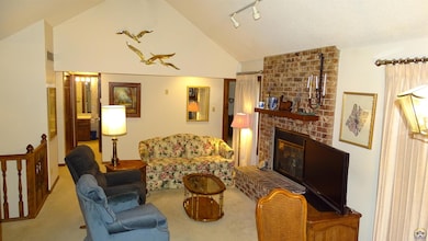 5634 SW Hawick Ln, Topeka, KS 66614 - photo 6