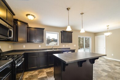 Kitchen EWV060-E1680-4