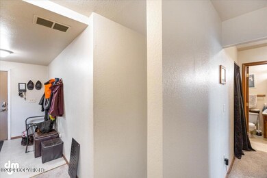 04-Entryway_IMG_3624_SSW