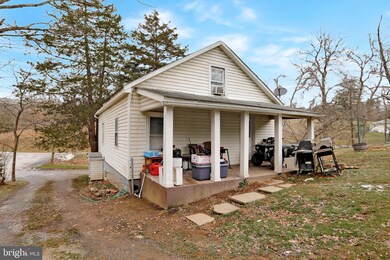 109 Herman Lewis Ln, Winchester, VA 22603 - photo 4