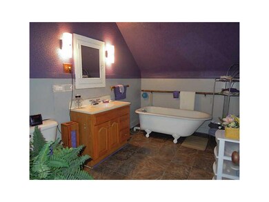 Bathroom-L2.