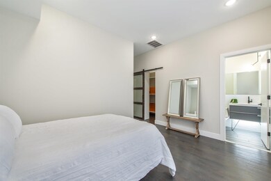 65 Hancock Ave unit 2, Jersey City, NJ 07307 - photo 6